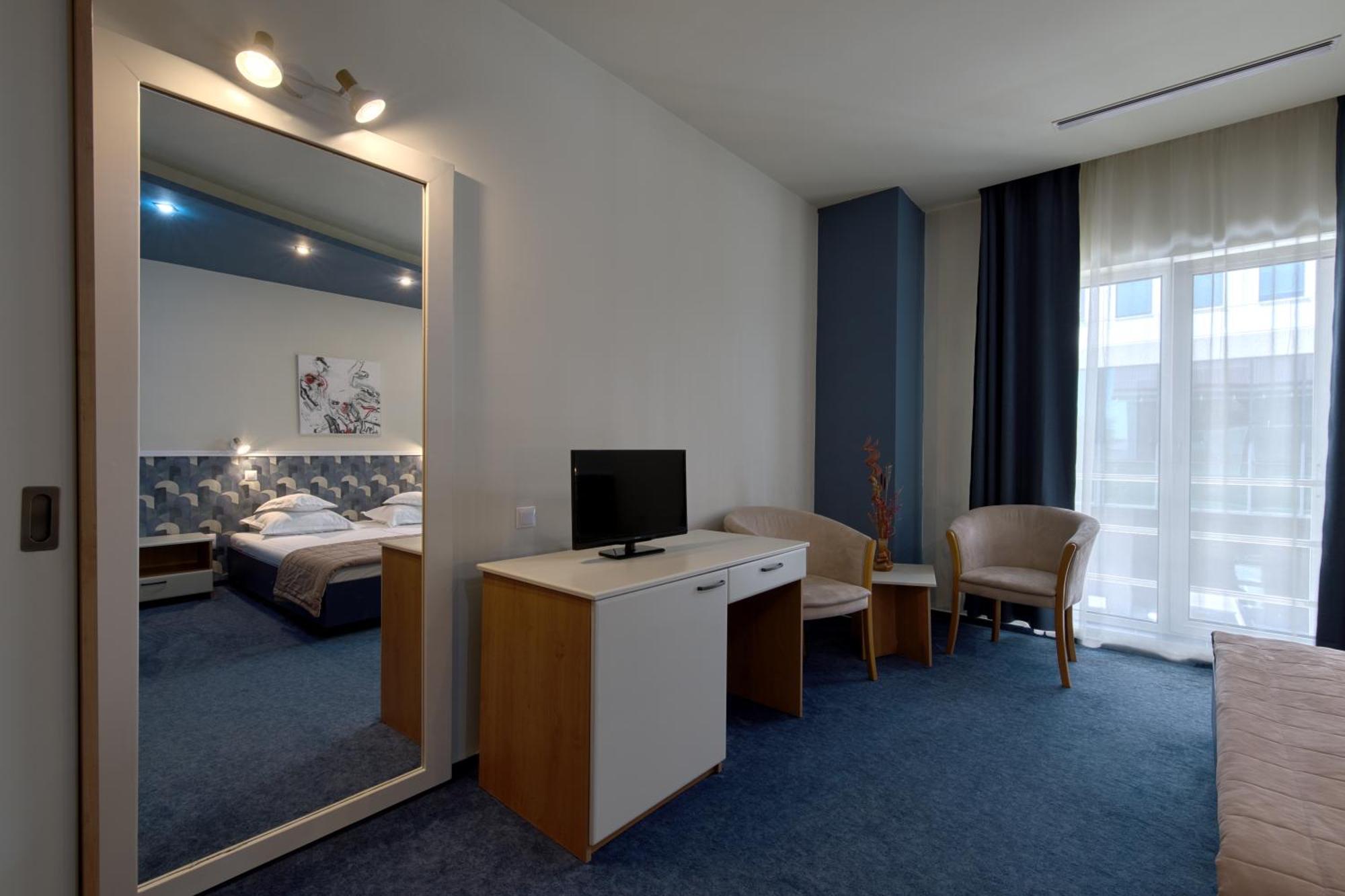 Hotel Torontal Temeşvar Dış mekan fotoğraf