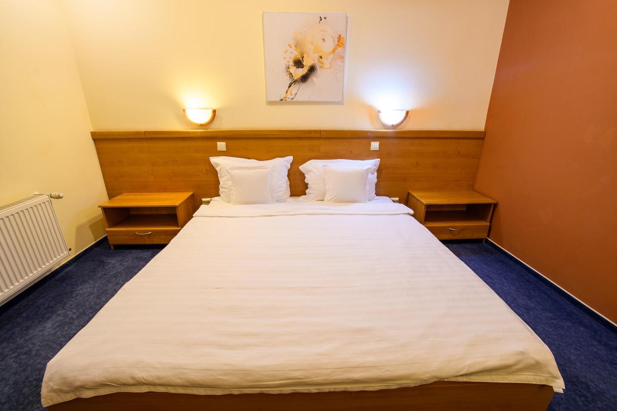 Hotel Torontal Temeşvar Dış mekan fotoğraf