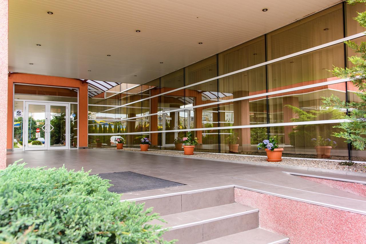Hotel Torontal Temeşvar Dış mekan fotoğraf