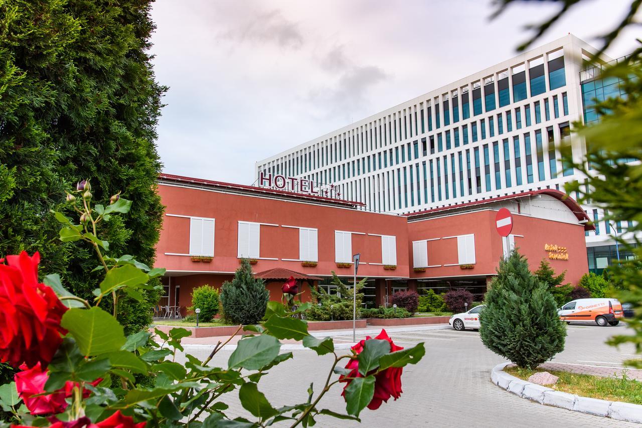 Hotel Torontal Temeşvar Dış mekan fotoğraf