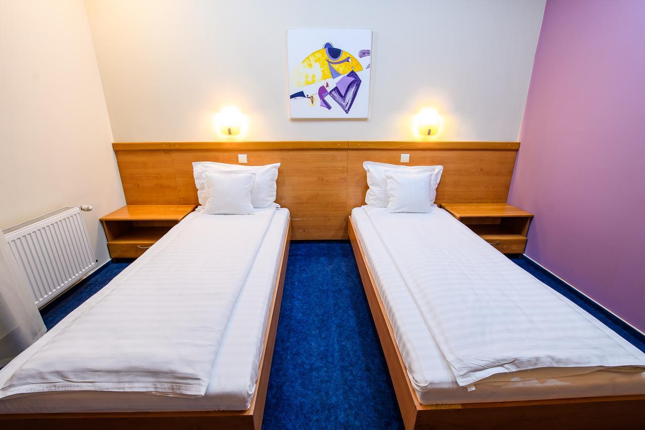 Hotel Torontal Temeşvar Dış mekan fotoğraf