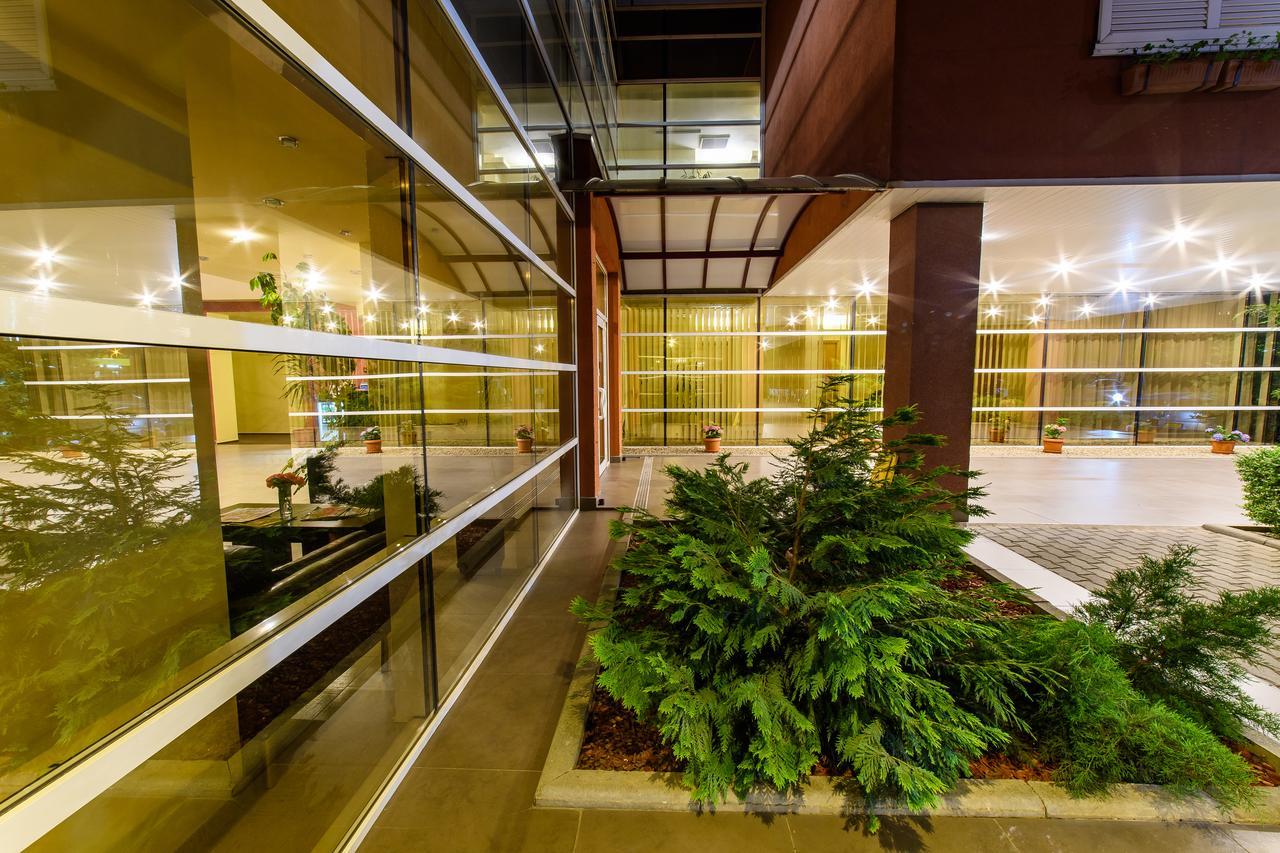 Hotel Torontal Temeşvar Dış mekan fotoğraf