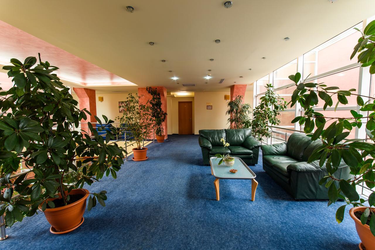 Hotel Torontal Temeşvar Dış mekan fotoğraf