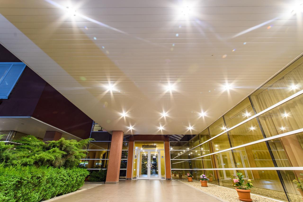 Hotel Torontal Temeşvar Dış mekan fotoğraf
