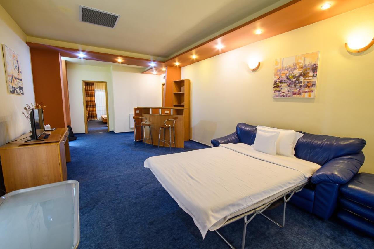 Hotel Torontal Temeşvar Dış mekan fotoğraf
